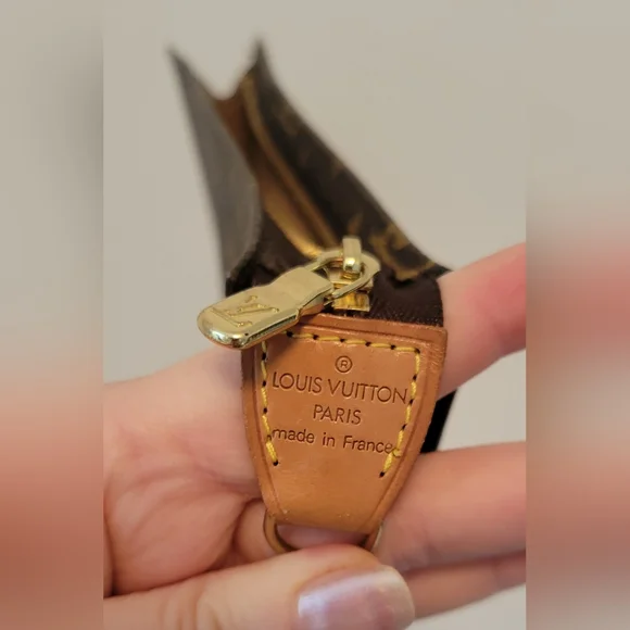 Authentic Louis Vuitton Pouch - Picture 4 of 12